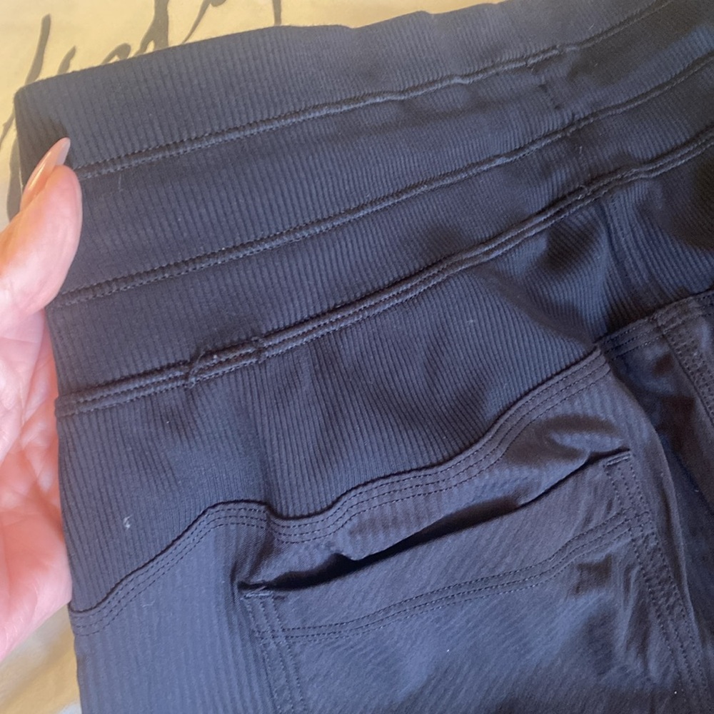 LULULEMON DANCE /Athletic Pants size 4 - Picture 6 of 7